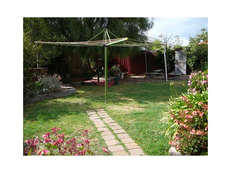 35 Koroneos Drive, Werribee South VIC 3030
