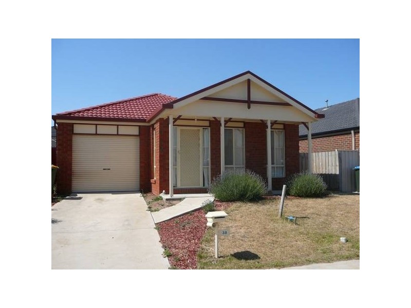 38 Baden Powell Drive, Tarneit VIC 3029