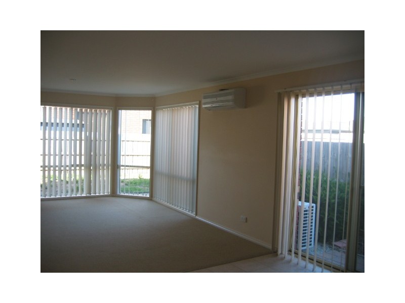 6 Flora Way, Tarneit VIC 3029