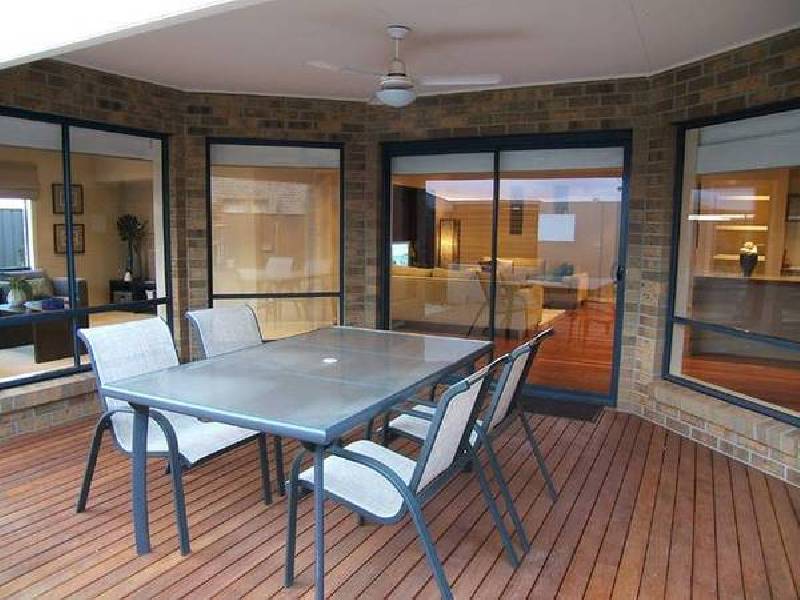 6 Harrington Avenue, Tarneit VIC 3029