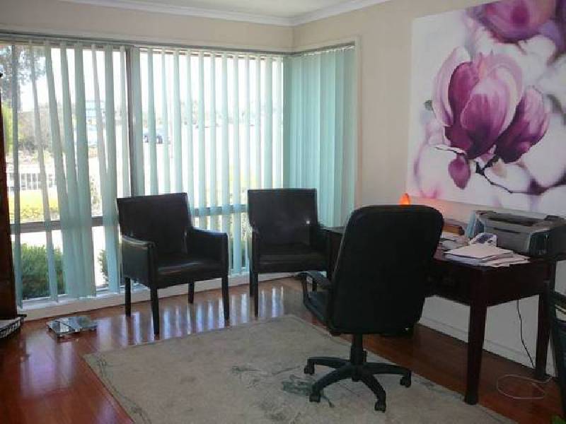 4 Pentlowe Street, Hoppers Crossing VIC 3029