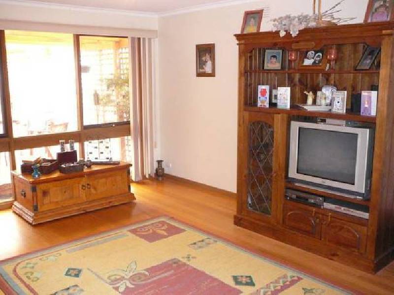 8 Eldan Drive, Werribee VIC 3030