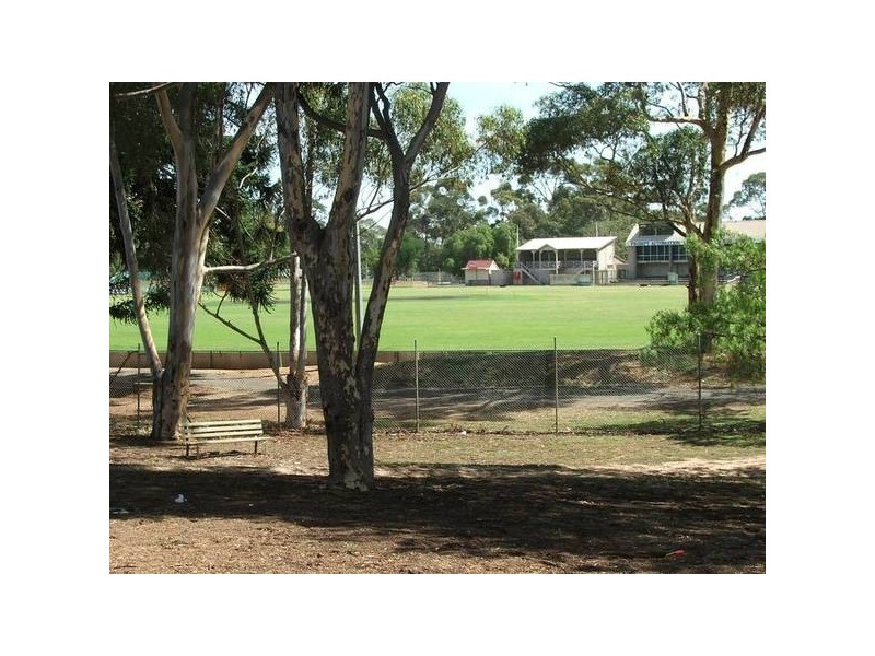 80 Lock Avenue, Werribee VIC 3030