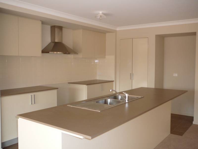 17 Barchester Street, Truganina VIC 3029