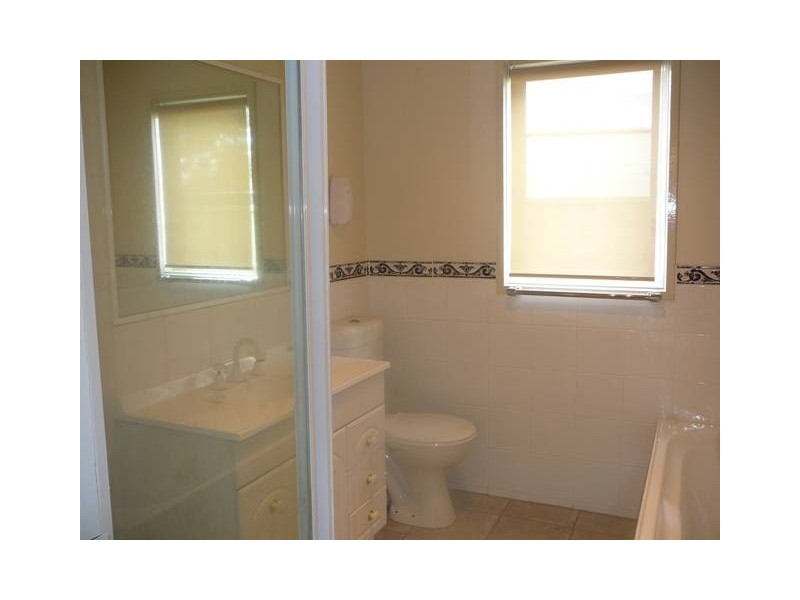 120 Greaves St North, Werribee VIC 3030