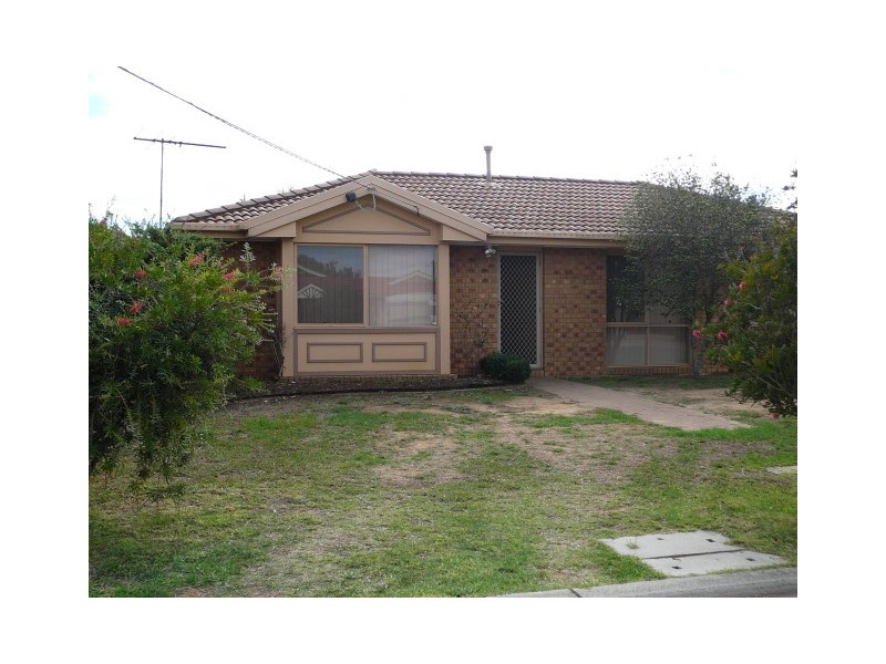 6 Lydford Court, Werribee VIC 3030