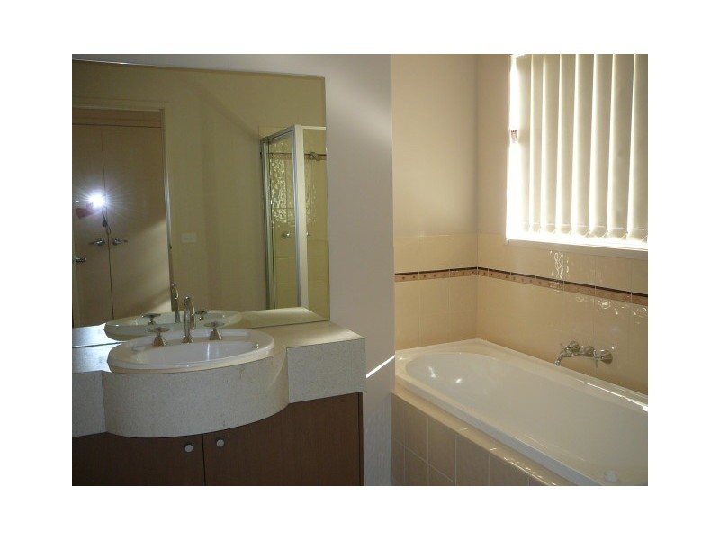 86 Edgevale Way, Tarneit VIC 3029