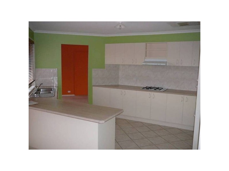 5 Nunn Avenue, Truganina VIC 3029