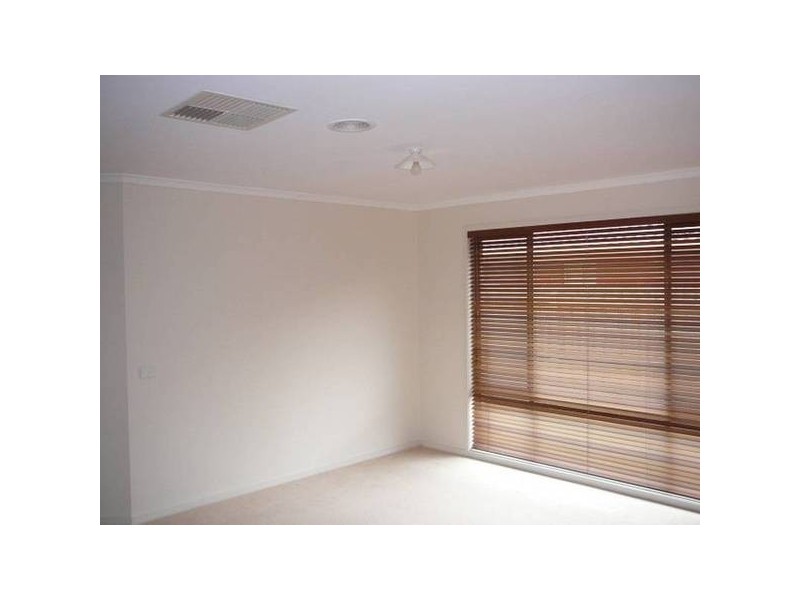 5 Nunn Avenue, Truganina VIC 3029