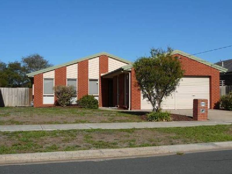 30 Coolabah Crescent, Hoppers Crossing VIC 3029