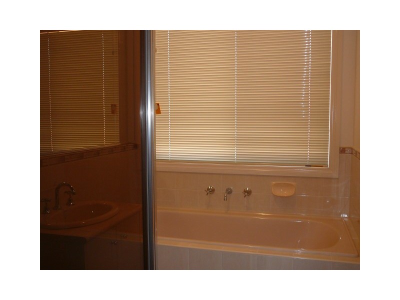 48 Bradman Drive, Tarneit VIC 3029