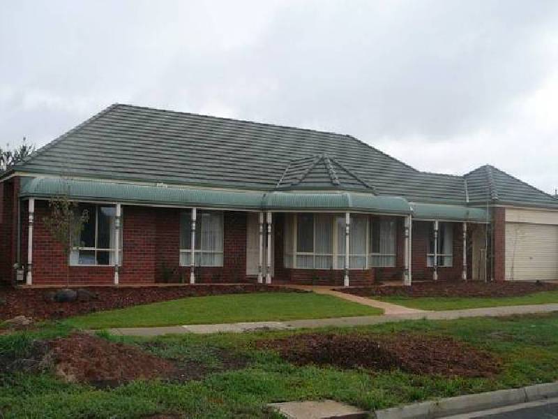 St Andrews Drive, Werribee VIC 3030