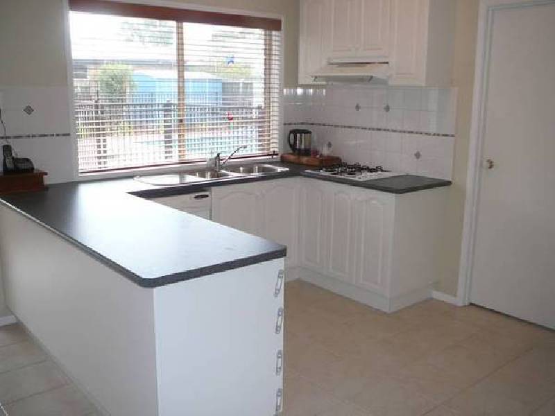 St Andrews Drive, Werribee VIC 3030