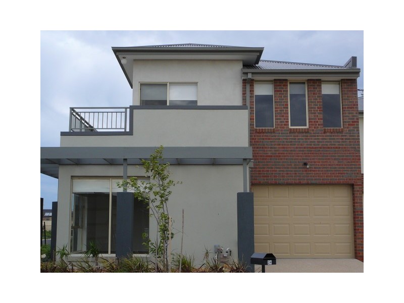 24 East Cornhill Drive, Point Cook VIC 3030