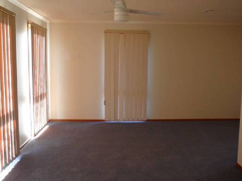 30 Coolabah Crescent, Hoppers Crossing VIC 3029