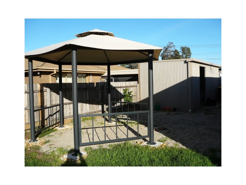 5 Lentara Crescent, Wyndham Vale VIC 3024