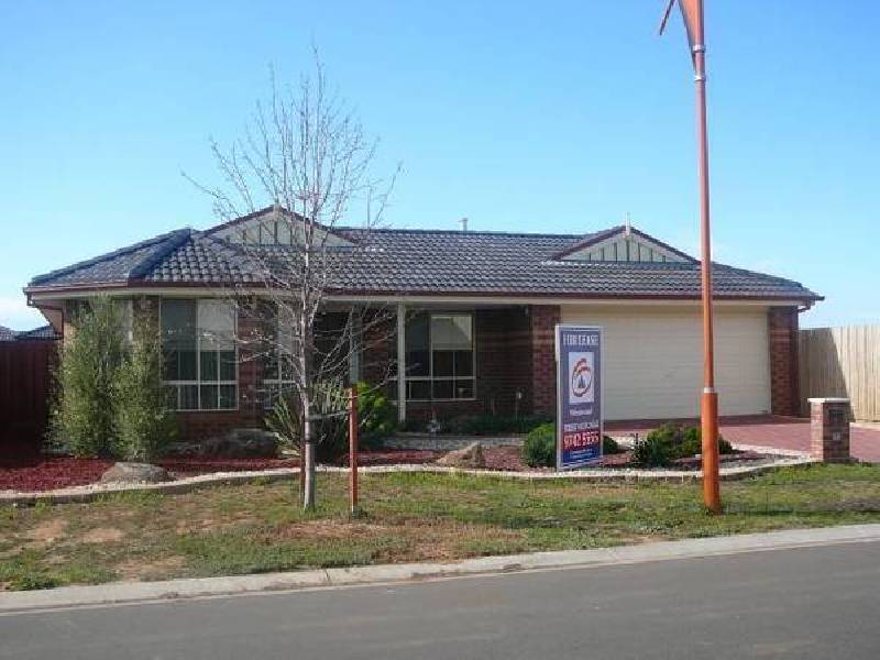 4 Blossom Lane, Werribee VIC 3030