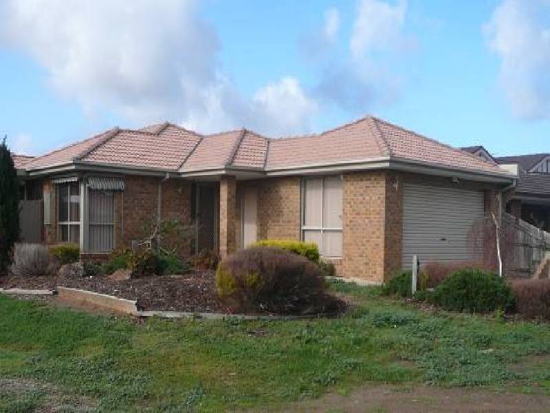 11 Lena Court, Hoppers Crossing VIC 3029