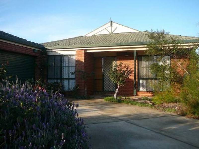 14 Guyenne Court, Hoppers Crossing VIC 3029