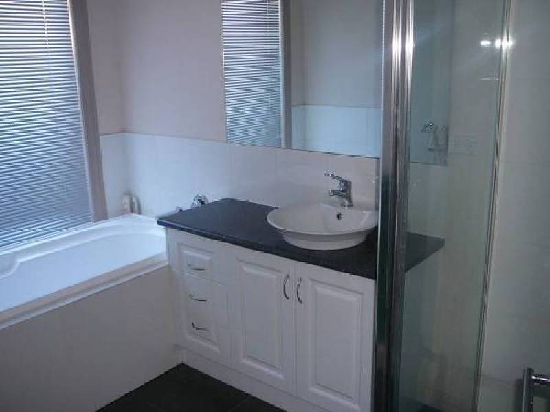 17 Danfield Drive, Tarneit VIC 3029