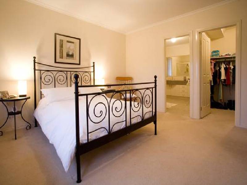 15 McPherson Place, Werribee VIC 3030