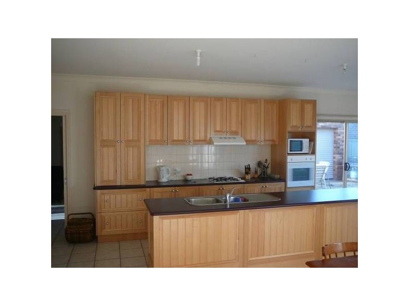 Bloomsbury Place, Wyndham Vale VIC 3024