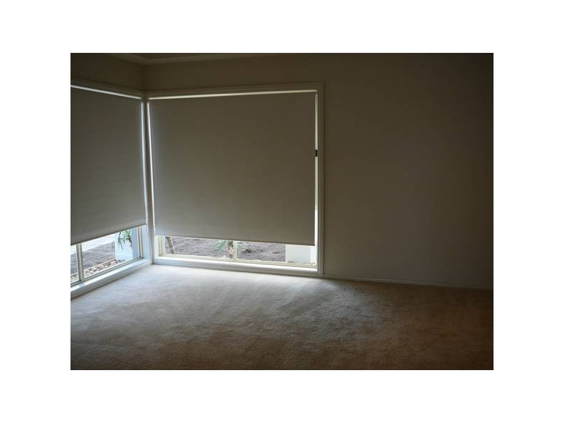 14 East Cornhill Drive, Point Cook VIC 3030