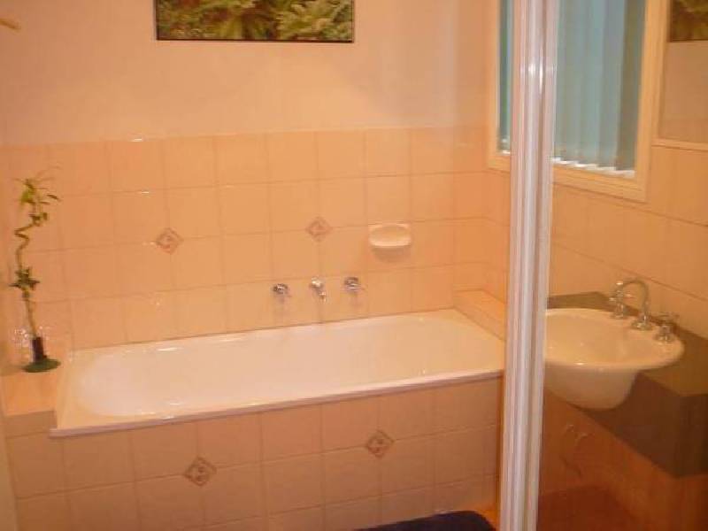 2/161 Mossfiel Drive, Hoppers Crossing VIC 3029