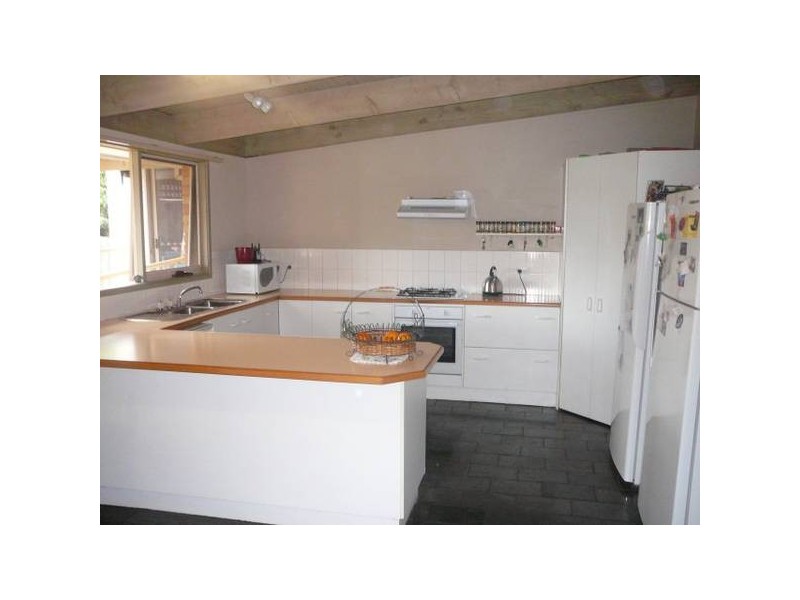 4 Lorena Close, Hoppers Crossing VIC 3029