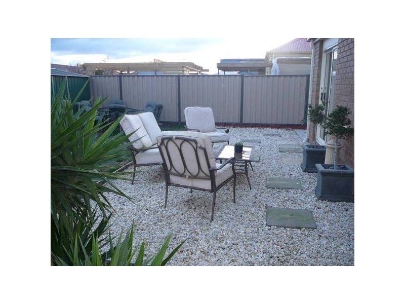 69 Knightsbridge Drive, Tarneit VIC 3029