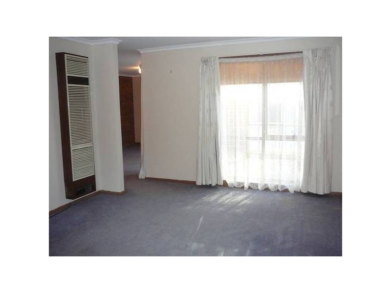 Queensbury Way, Werribee VIC 3030