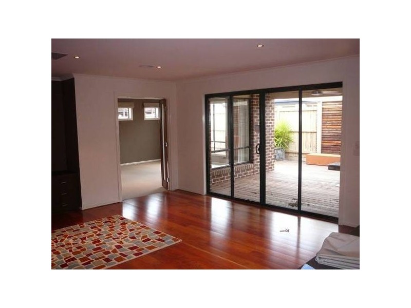 Tarneit Road, Tarneit VIC 3029