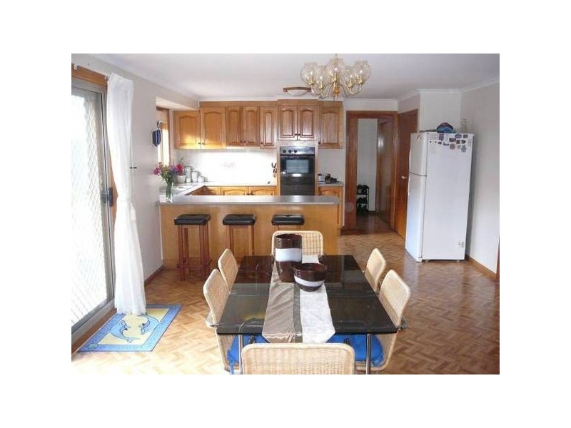 Mirabella Close, Werribee VIC 3030