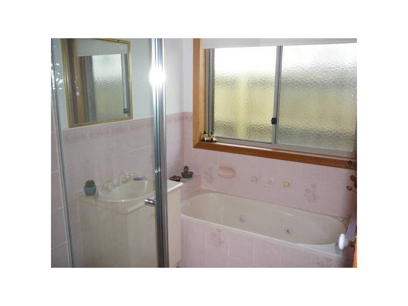 Mirabella Close, Werribee VIC 3030