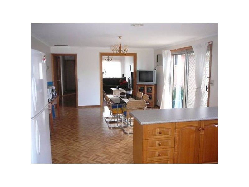 Mirabella Close, Werribee VIC 3030