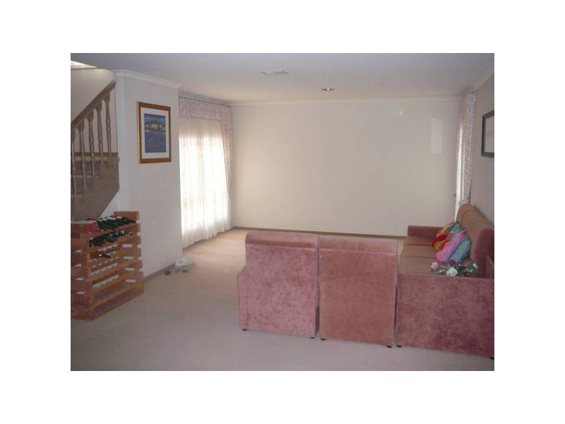 10 Barber Drive, Hoppers Crossing VIC 3029