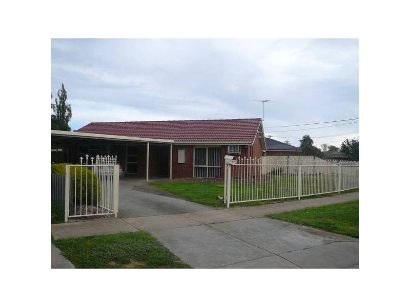 Daphne Crescent, Werribee VIC 3030