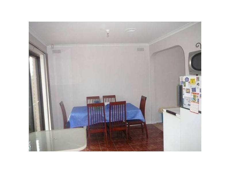 Daphne Crescent, Werribee VIC 3030