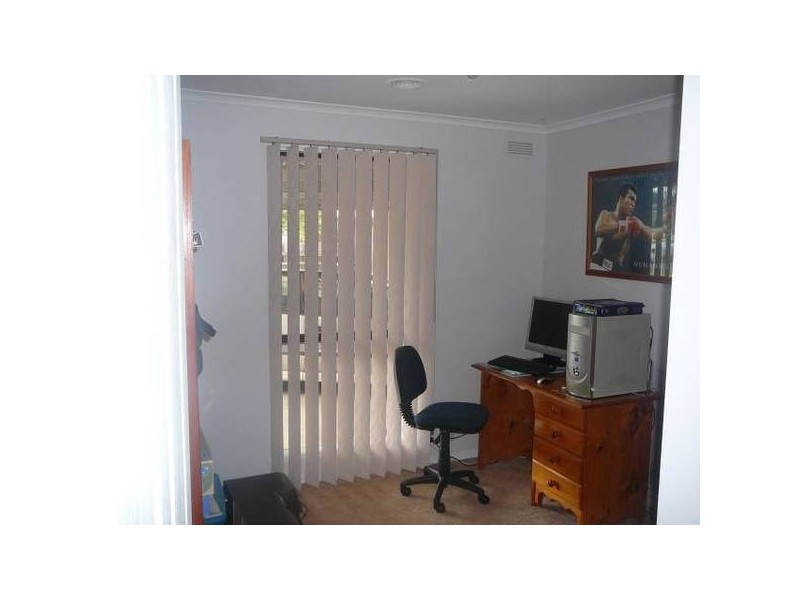 Daphne Crescent, Werribee VIC 3030