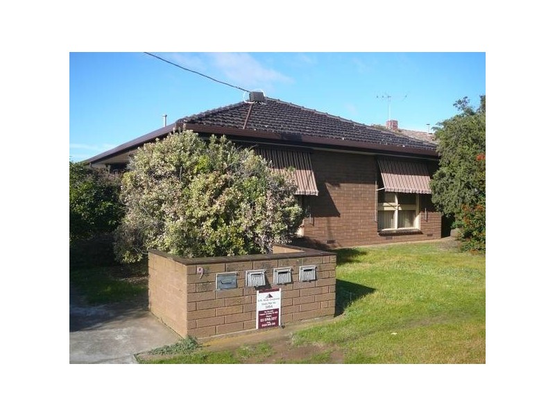 Cottrell Street, Werribee VIC 3030