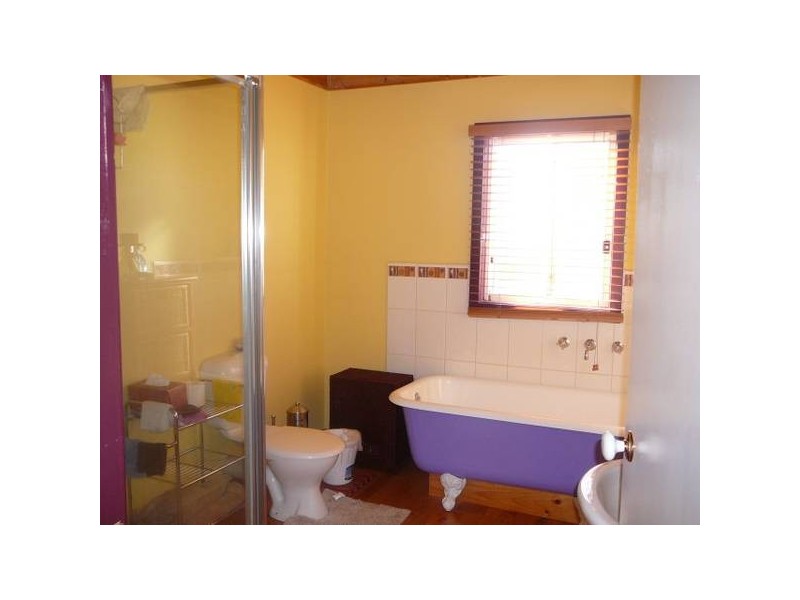 East Gateway, Wyndham Vale VIC 3024