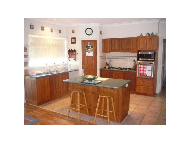 45 Regent Street, Little River VIC 3211