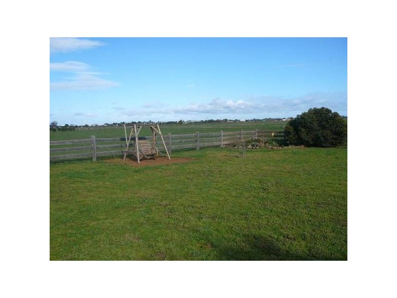 45 Regent Street, Little River VIC 3211
