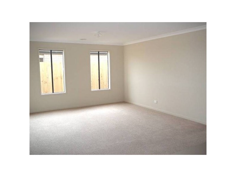 Layton Close, Truganina VIC 3029