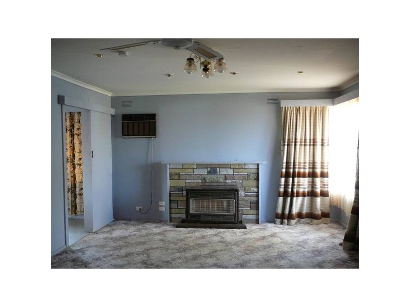 Dewan Avenue, Werribee VIC 3030