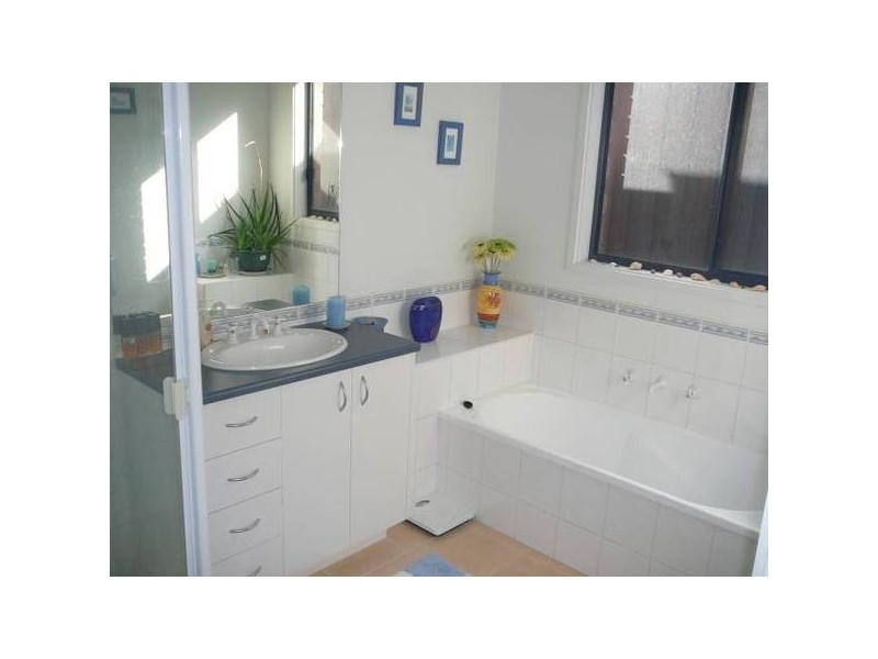 28 Condamine Avenue, Wyndham Vale VIC 3024