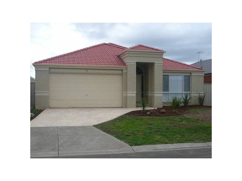 4 Woodhall Place, Tarneit VIC 3029