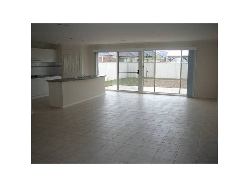 4 Woodhall Place, Tarneit VIC 3029