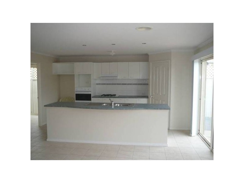 4 Woodhall Place, Tarneit VIC 3029