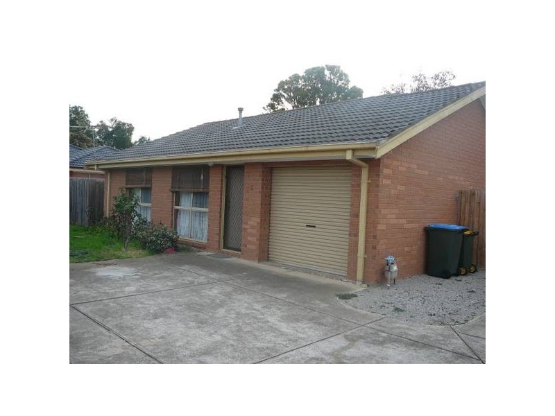 Mambourin Street, Werribee VIC 3030